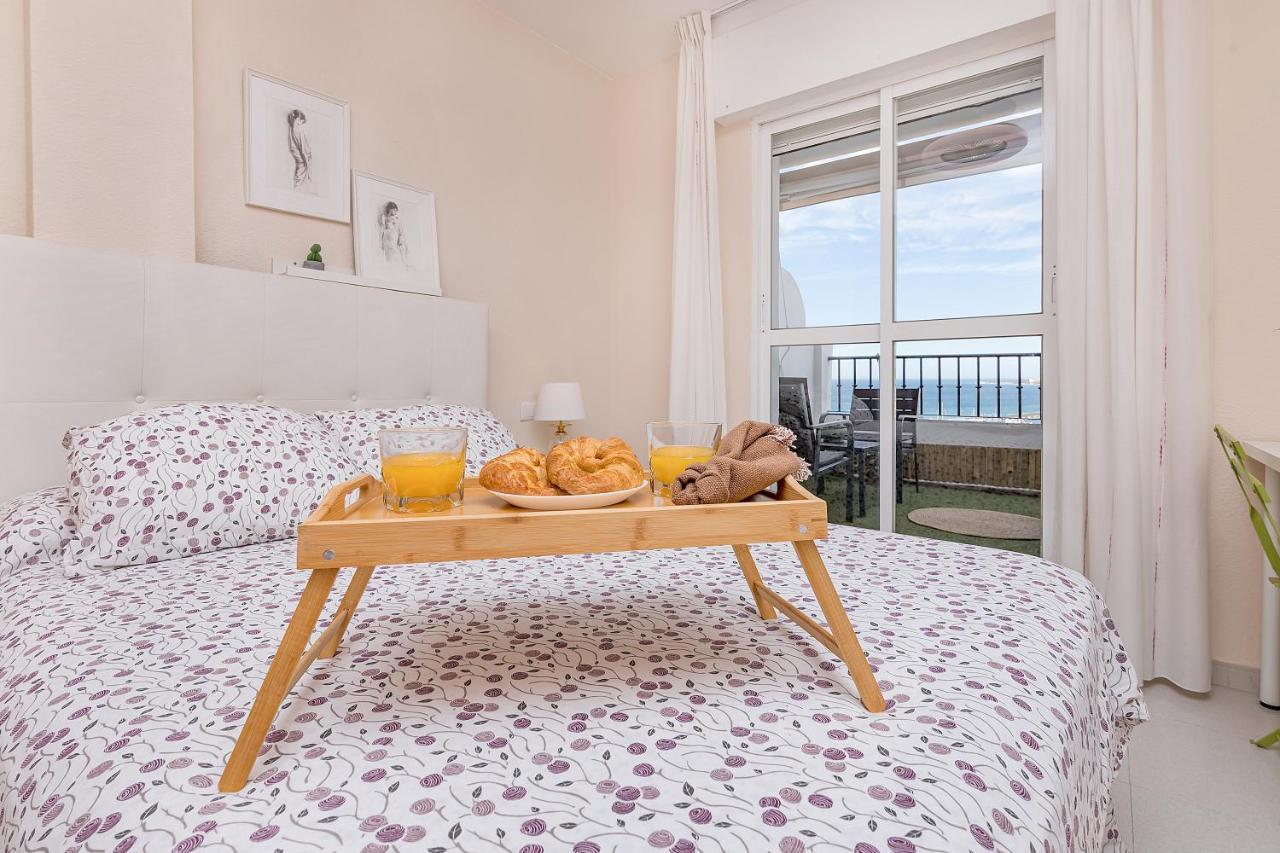 Sunshine Balcony- La Caleta Apartment Калета Де Велес Екстериор снимка